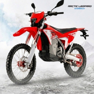 Arctic Leopard CHEETAH E-XE 880 L3E SUPER Red